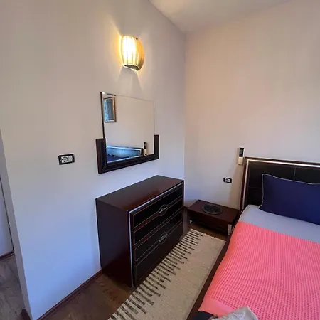 Bey'S Guesthouse Ulcinj Exterior photo