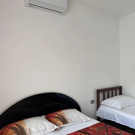 Bey'S Guesthouse Ulcinj Exterior photo